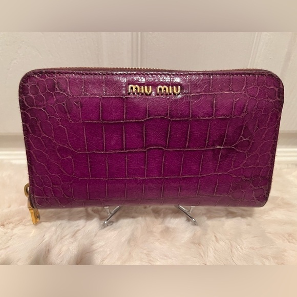 Miu Miu Handbags - MIU MIU CROCK EMBOSSED PURPLE LEATHER WALLET